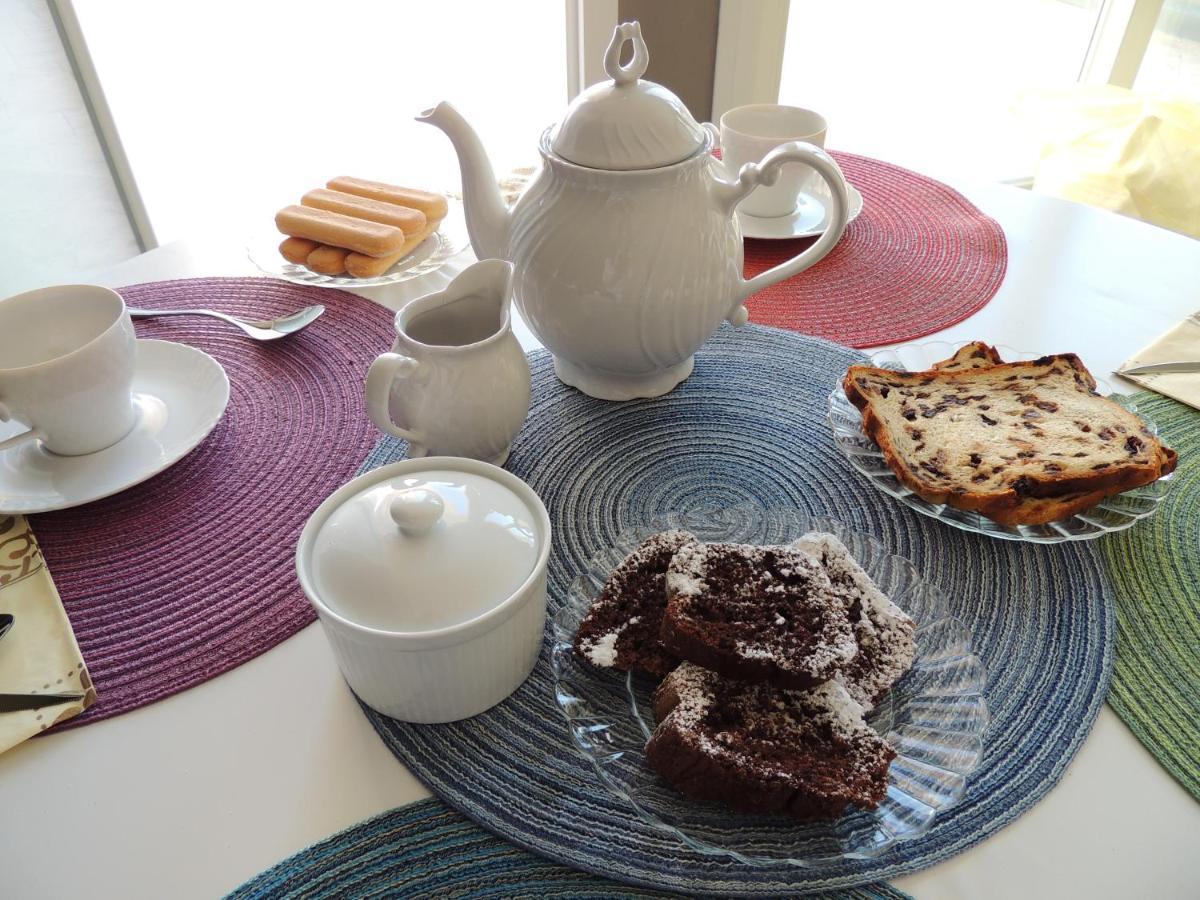 Il Colle Del Barone Bed & Breakfast Capoterra Eksteriør bilde