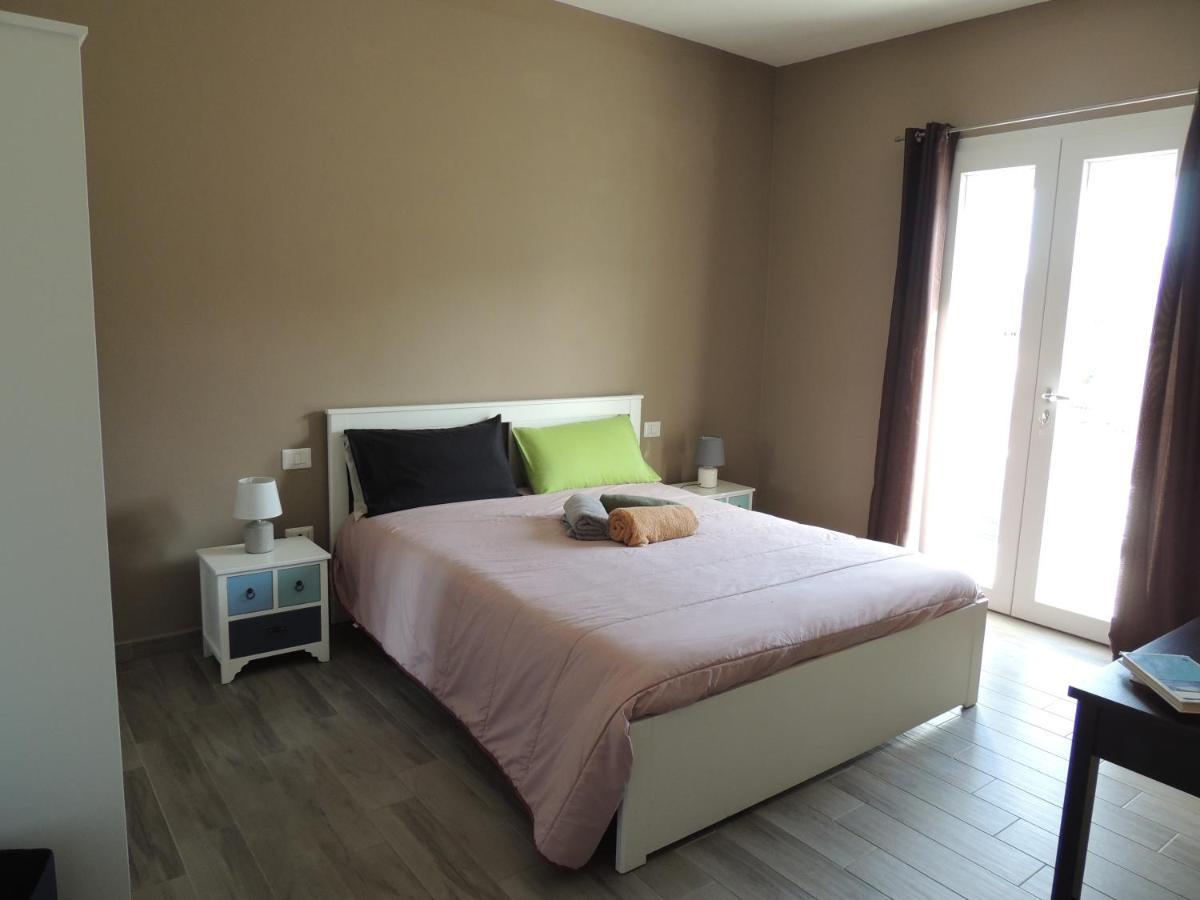 Il Colle Del Barone Bed & Breakfast Capoterra Eksteriør bilde